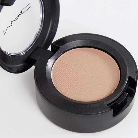 MAC Eye Shadow OMEGA Soft Matte - Picture 10 of 14